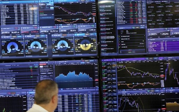 US stock futures inch lower after hawkish Fed rattles Wall St