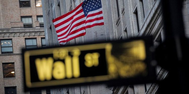 U.S. stocks mixed at close of trade; Dow Jones Industrial Average down 0.22%