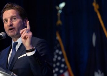 Dem Rep. Dean Phillips blasts Biden after Hunter pardon, says some people ‘are indeed above the law’