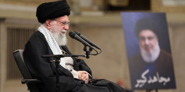 US officials see fall of Assad as opportunity to force Iranian regime change