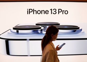 Why this analyst thinks Apple stock has ‘a difficult set-up for January’