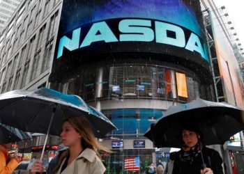 Beauty retailer Ulta shares jump after lifting full year outlook