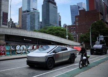 Tesla rolls out new full self driving version with enhanced features