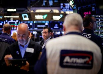 Hedge fund assets reached a new high in October: Wells Fargo