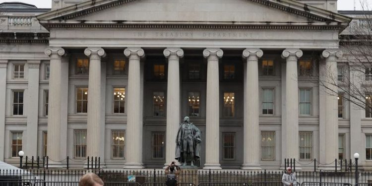 Will federal government spending be slashed in 2025?