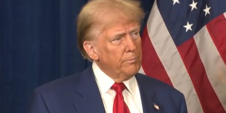 Trump urges US to stay out of Syrian civil war, blaming Obama for failure as Islamists close in on capital