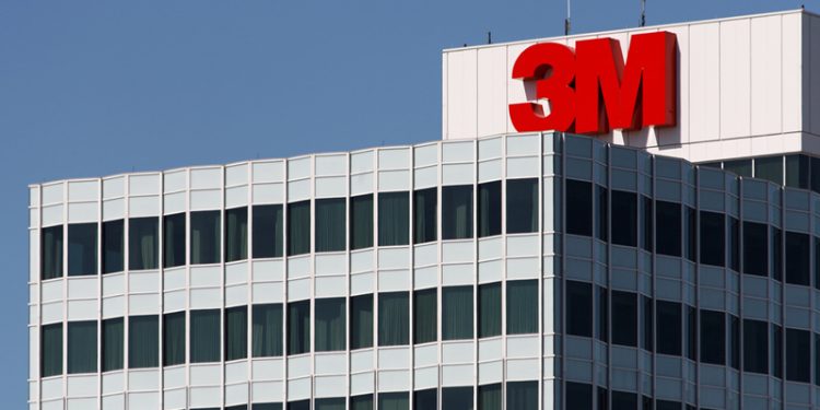 3M beats Q4 expectations, full-year outlook in-line