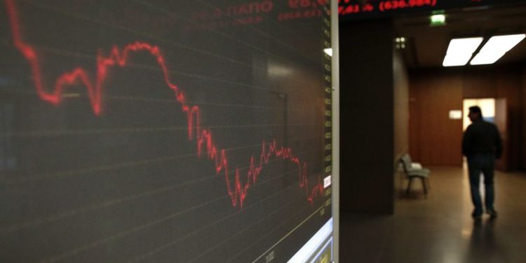 Greece stocks lower at close of trade; Athens General Composite down 0.90%
