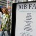 US weekly jobless claims unexpectedly fall