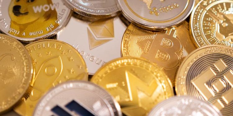 US regulator warned banks on crypto but did not order halt to business, documents show