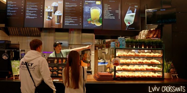 Ukrainian businesses in emerging Europe eye westward expansion