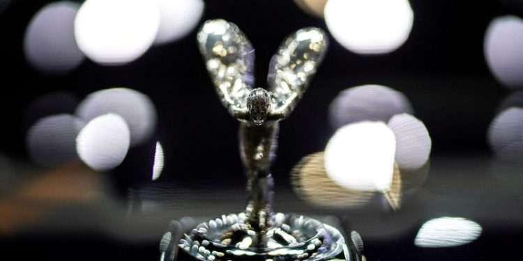 Rolls-Royce to invest $376 million in UK plant to focus on bespoke cars