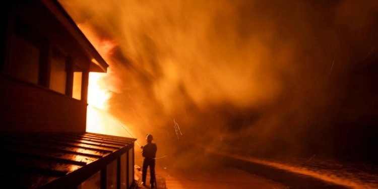 LA wildfire insured losses total billions of dollars, ratings agencies say