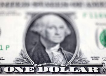Dollar gains extend ahead of US jobs reading