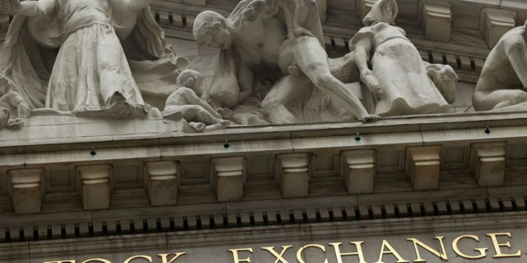 Sinking U.S. equity risk premium rings alarms: McGeever