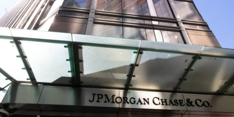 JPMorgan asks staff to return to office five days a week in March, memo shows