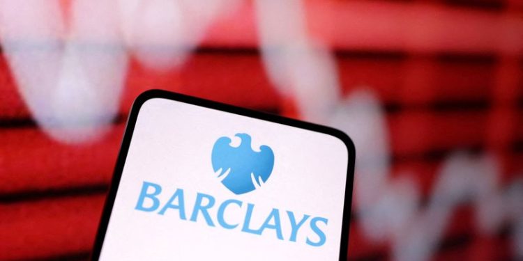 Factbox-Brokerages scale back predictions for 2025 Fed cuts after payrolls data