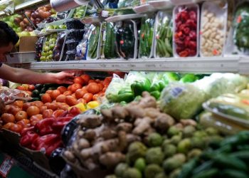 US consumer inflation expectations soar in January on tariff fears