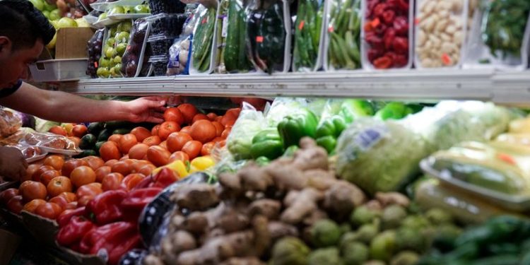 US consumer inflation expectations soar in January on tariff fears