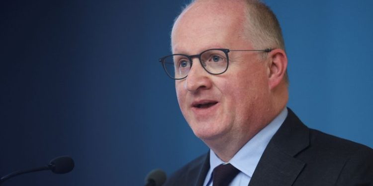 ECB seeking middle ground with rate cuts, Lane tells newspaper