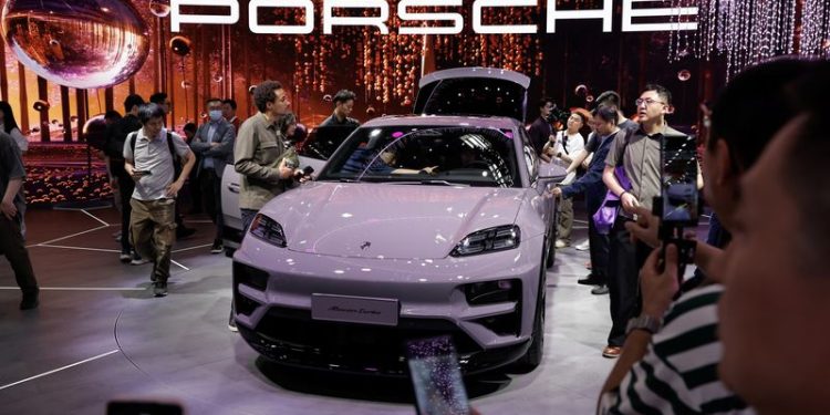 Porsche’s 2024 China sales fall by 28%
