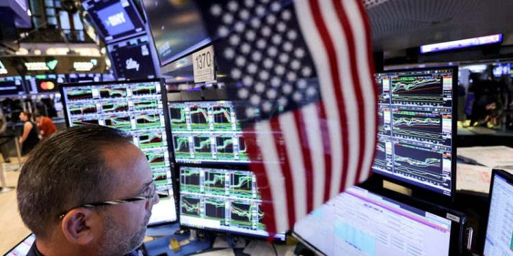 Hedge funds increased bearish bets ahead of Friday’s blowout US jobs report, banks say