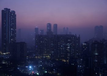 India to forecast stronger growth next year while sticking to fiscal deficit goals, sources say