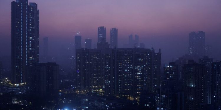 India to forecast stronger growth next year while sticking to fiscal deficit goals, sources say