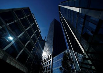 German ministry warns 2025 uncertainty to weigh on economic recovery