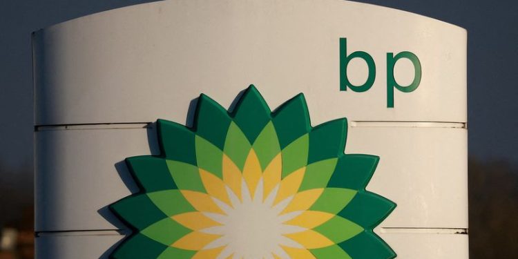 BP cuts over 5% of workforce to reduce costs