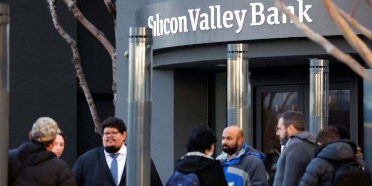 FDIC sues 17 former Silicon Valley Bank executives, directors over collapse