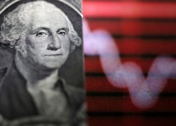 Analysis-Corporate hedging to save debt costs may have worsened 10yr sell-off