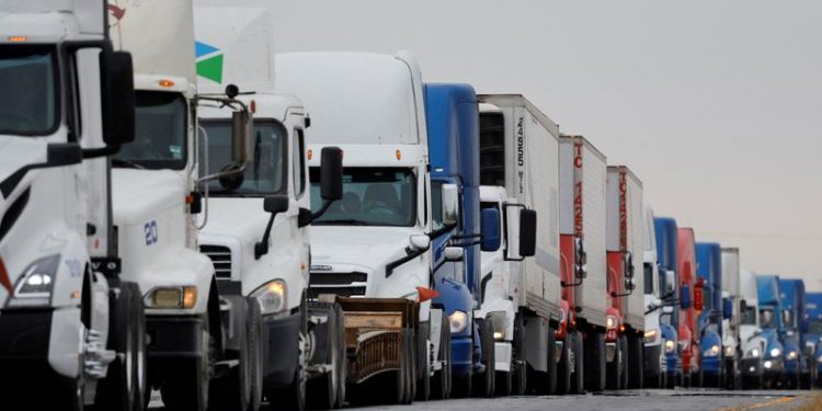 Mexico economy growth outlook sluggish, bracing for U.S. tariff hit – Reuters poll