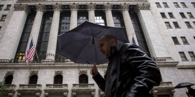 U.S. stocks lower at close of trade; Dow Jones Industrial Average down 0.32%