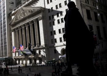 Wall Street analysts react to latest inflation data
