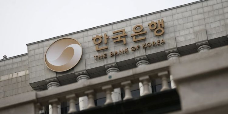 Bank of Korea keeps interest rates unchanged amid political turmoil
