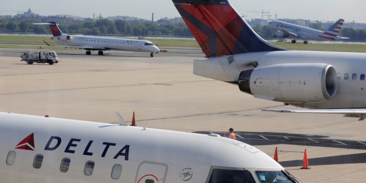 Lyft stock tumbles as Delta partners with Uber