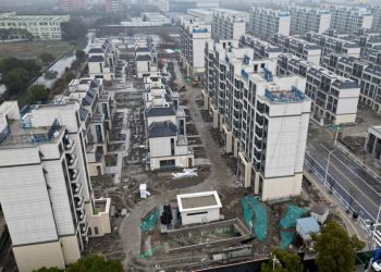 Country Garden expects to reach terms with creditors in Feb, lawyer tells court