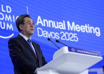 China is not seeking a trade surplus, vice premier says