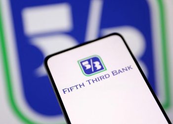 Fifth Third Bancorp’s quarterly profit rises on fee income boost