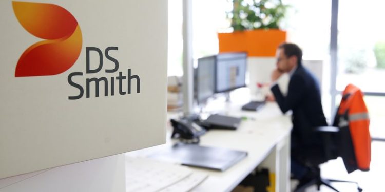 Exclusive-International Paper to win EU approval for $7.1 billion DS Smith deal