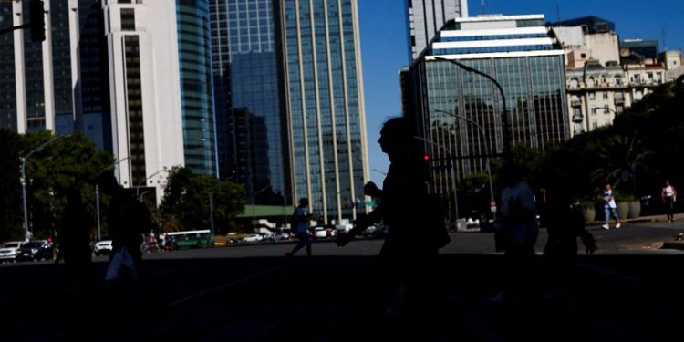 Argentina economic activity seen contracting less in November