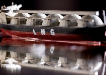 Analysis-Investors balked at Venture Global’s earnings outlook before IPO price cut