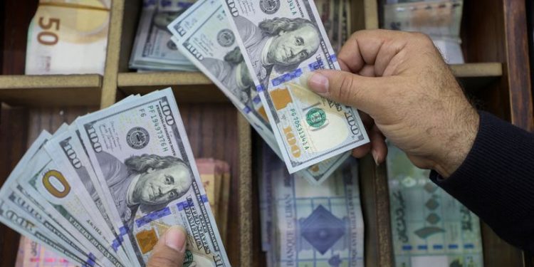 Dollar treads water as Trump tariff clarity, central banks awaited