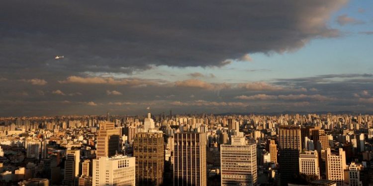 Analysis-Rate sensitivity haunts already elevated Brazil public debt