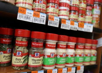 Cholula maker McCormick forecasts tepid annual sales, profit