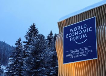 British growth plans get positive response in Davos, minister says