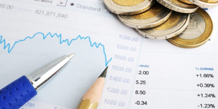 UK government bonds yields fall as more Bank of England rate cuts likely