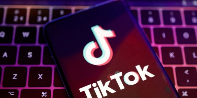 Trump signs order to postpone TikTok ban by 75 days