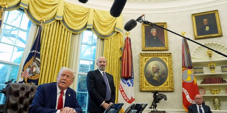 Trump’s nominee for Commerce secretary passes key vote in the Senate